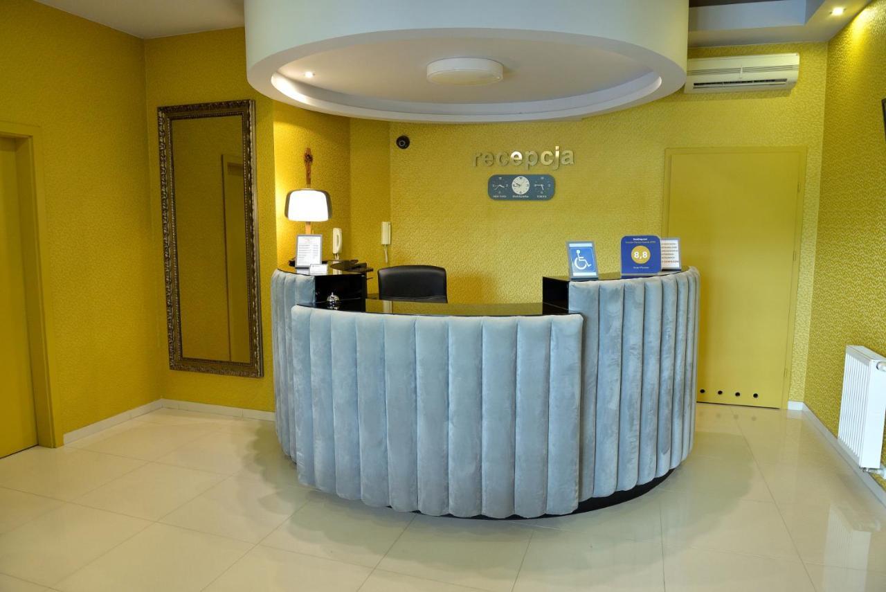 Quest Hotel - Dawniej Hotel Planeta Brzesko Esterno foto